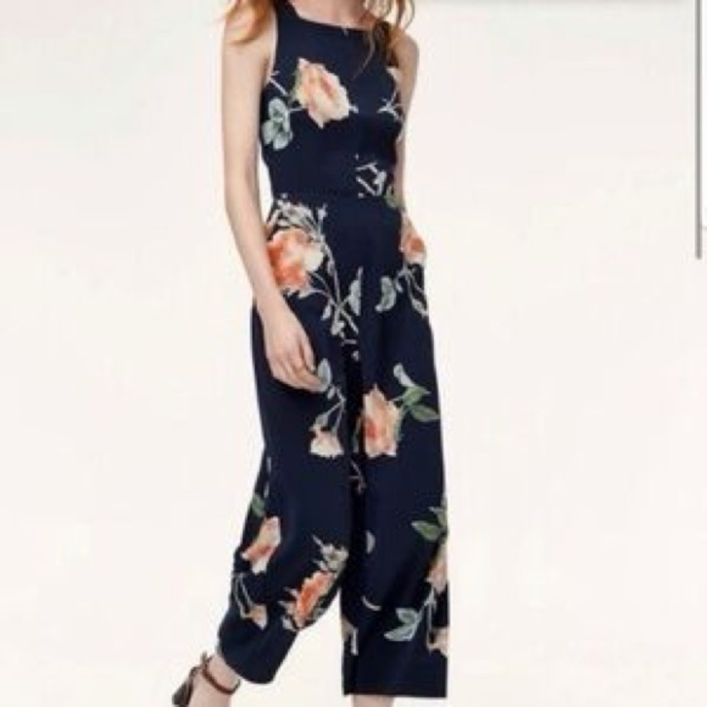 Aritzia Wilfred Floral Sleeveless Jumpsuit Size 2 NWOT